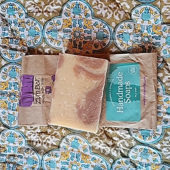 Zum Bar Handmade Goat's Milk Soap - Picture 3 of 3